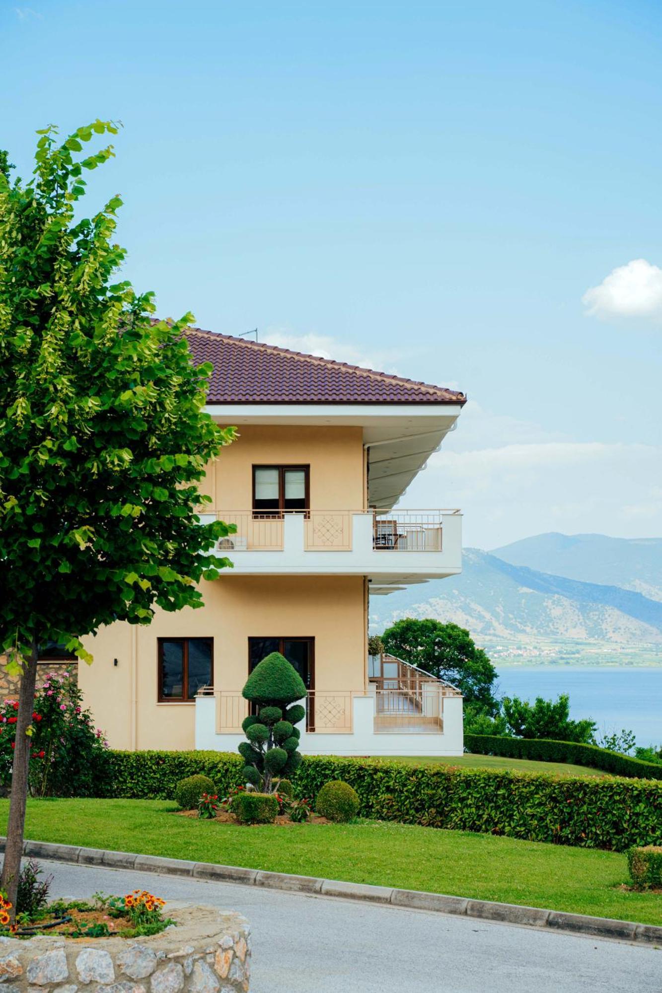 Enastron View Hotel Kastoria Extérieur photo