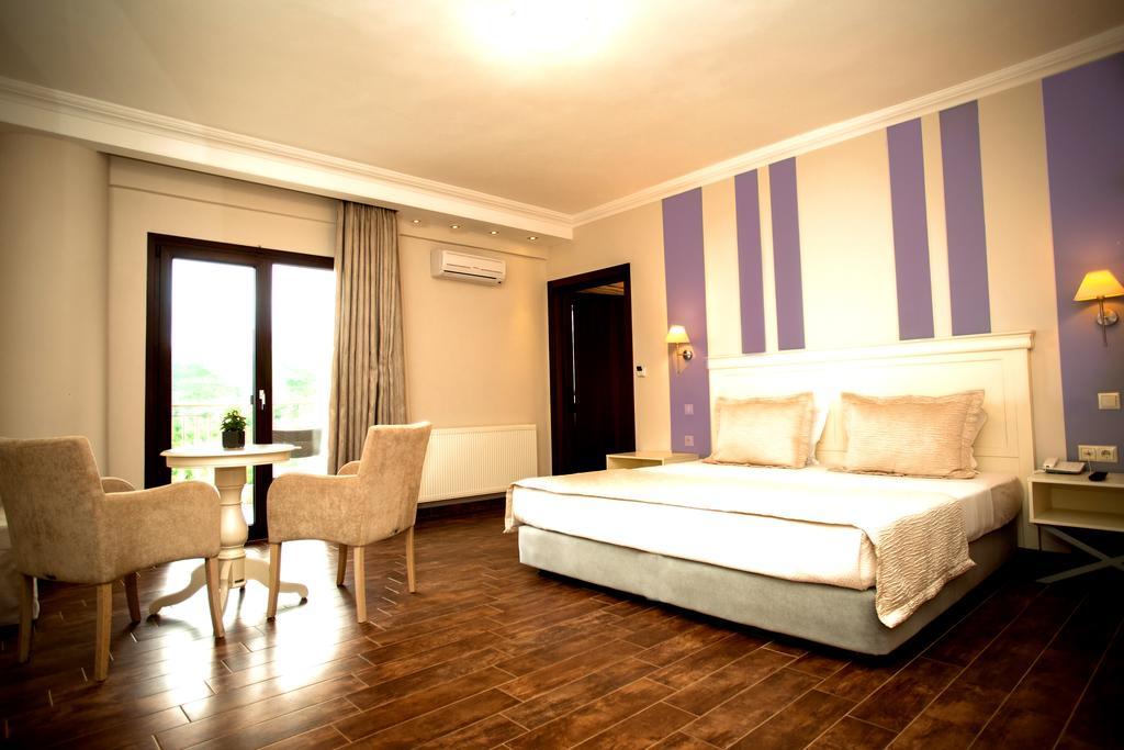 Enastron View Hotel Kastoria Extérieur photo